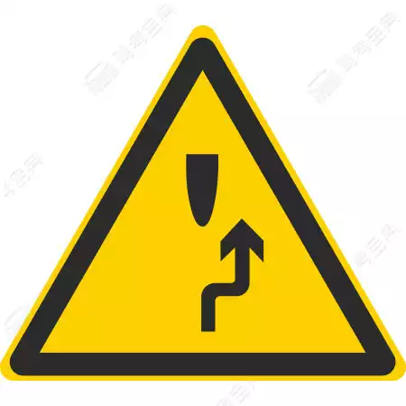 这个标志的含义是告示前方道路是单向通行路段。