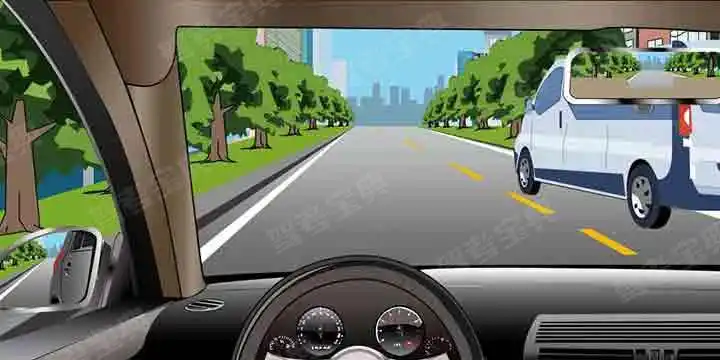 如图所示，当您超越右侧车辆时，应该尽快超越，减少并行时间。